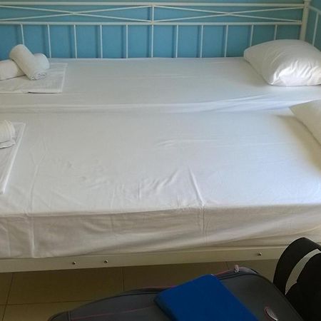 Giannmary Daire Palaiochora Dış mekan fotoğraf